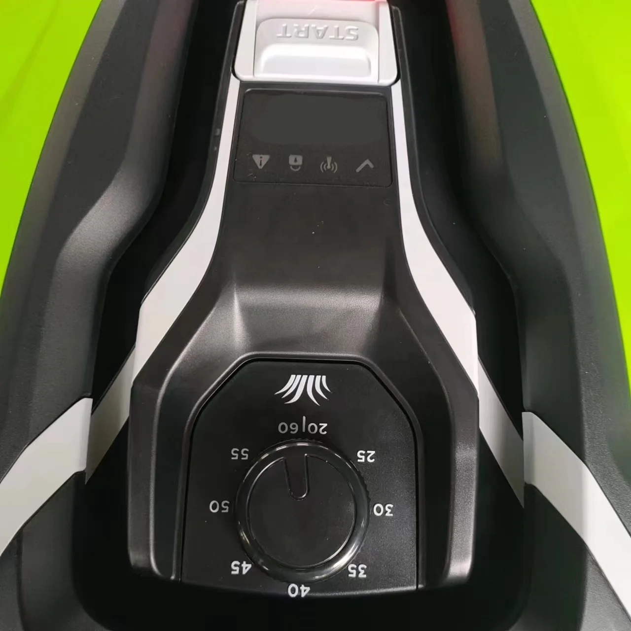 نظام تحديد المواقع الذكي الكهر - مراجعة Smart Garden Robot وسعره